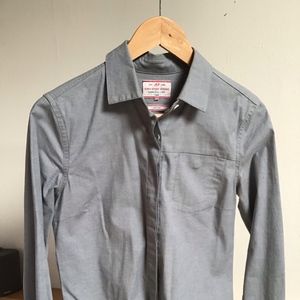 Giro Women's collared shirt